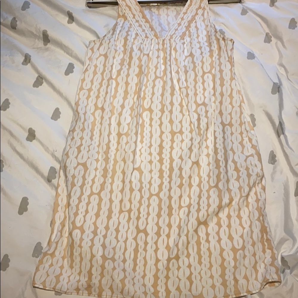 Old Navy small linen white and tan dress-pockets!